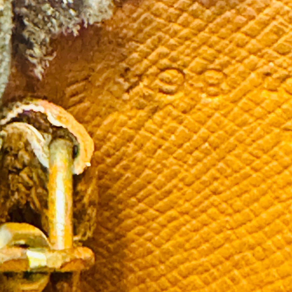 Louis Vuitton Gold and Brown Monogram Key Holder - Picture 7 of 11